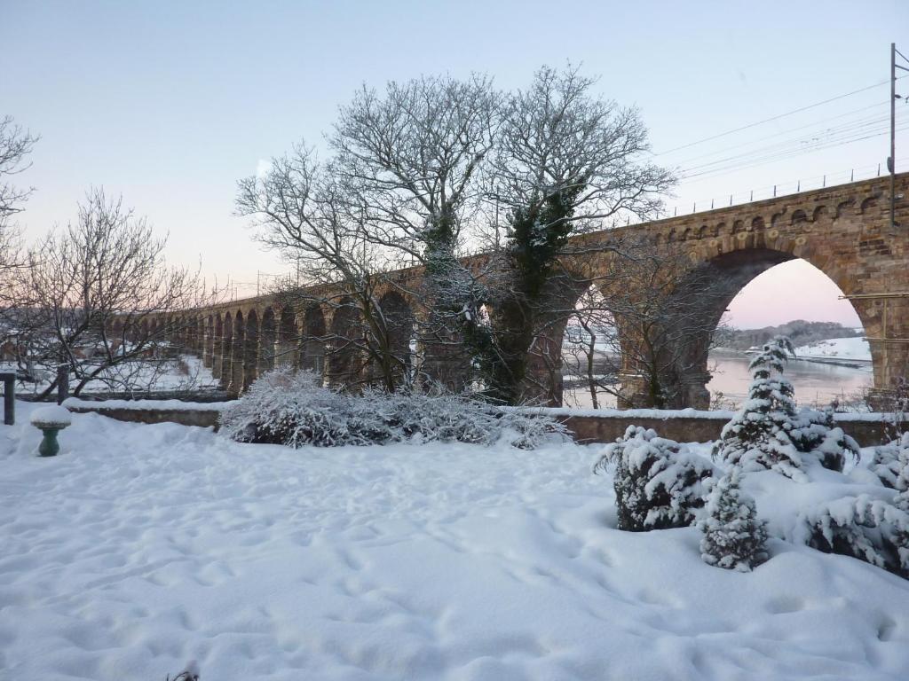 مبيت وإفطار Berwick Upon Tweed Castle Vale House المظهر الخارجي الصورة