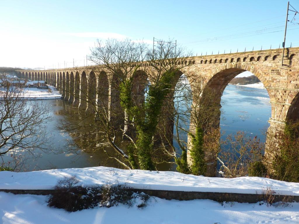 مبيت وإفطار Berwick Upon Tweed Castle Vale House المظهر الخارجي الصورة